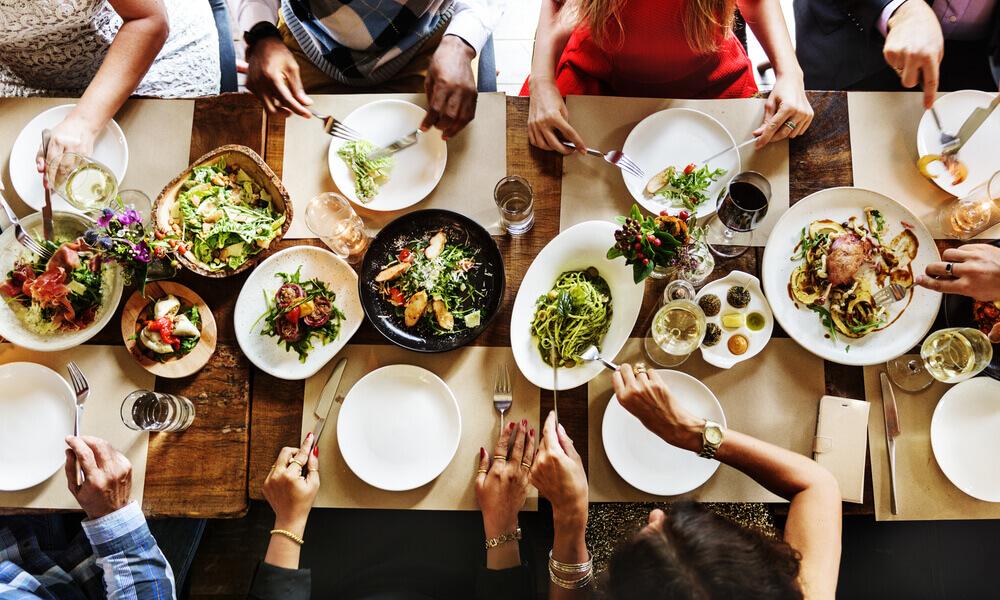 How to lose weight while eating out with these 7 proven techniques